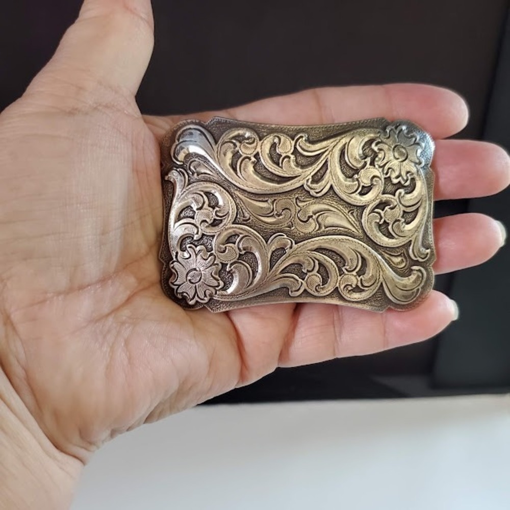 Western Floral Engraved Silver Tone Belt Buckle Scroll Design Cowgirl Boho